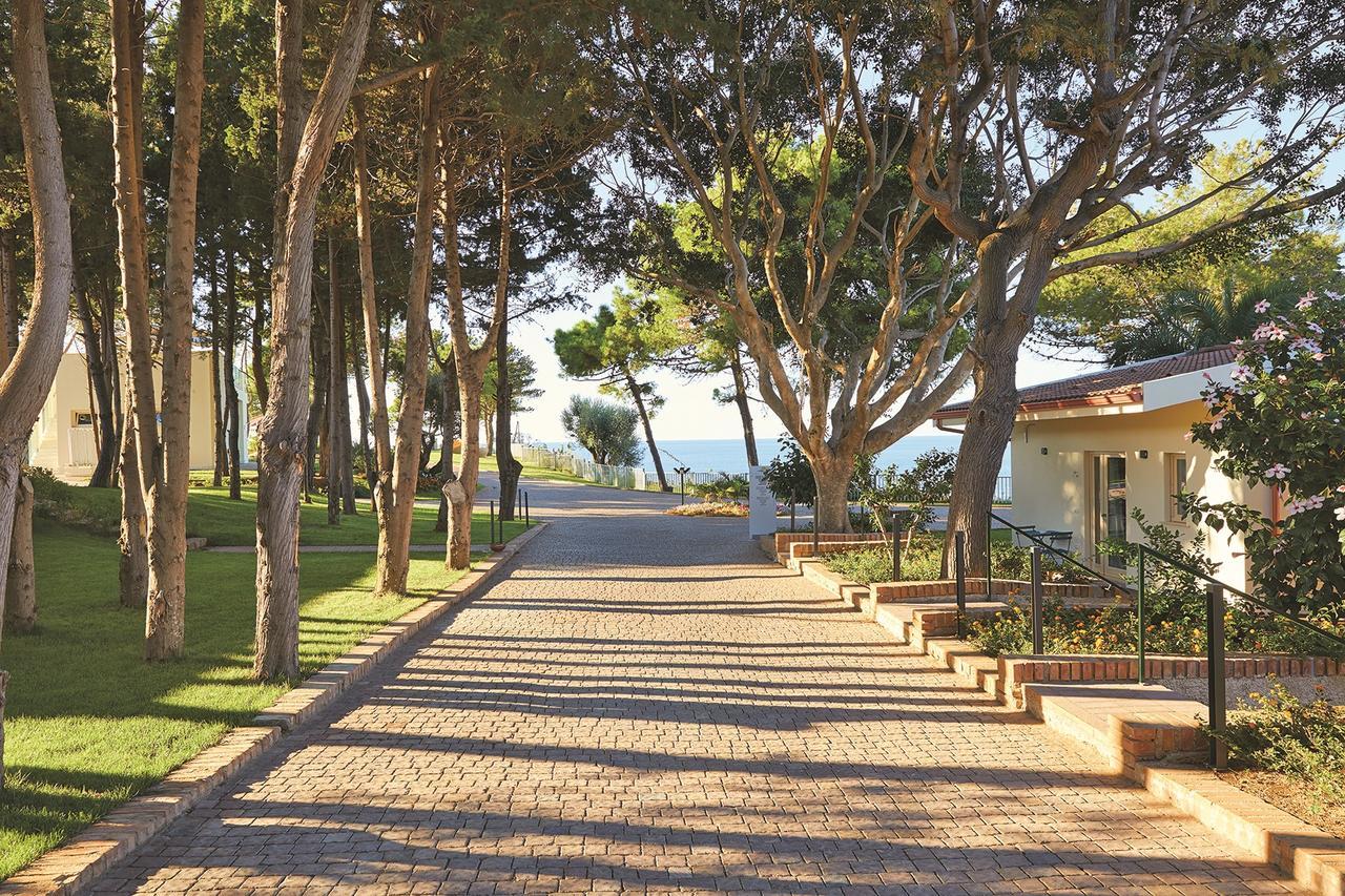 Tui Blue Tropea Hotel Santa Domenica  Exterior foto